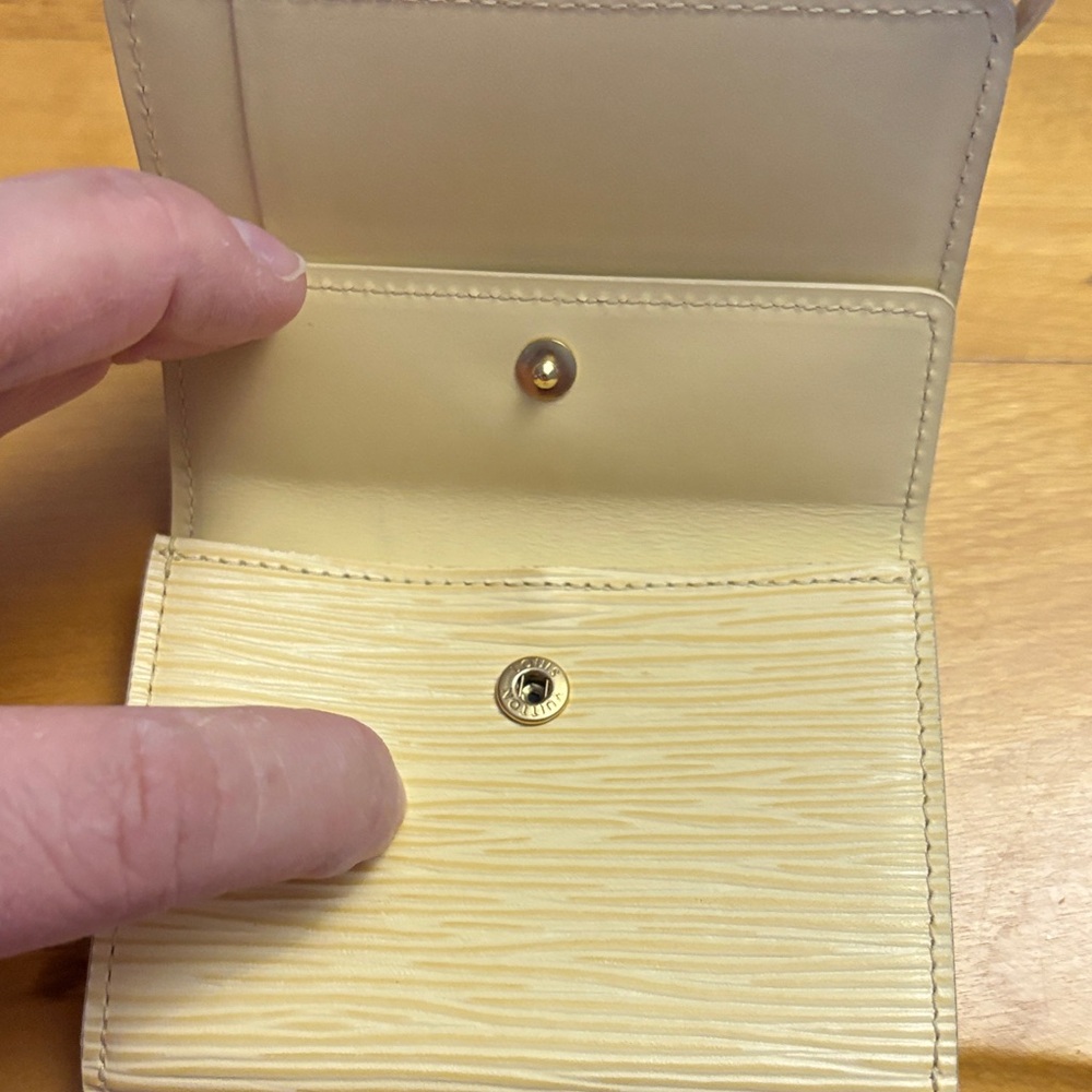 Louis Vuitton Portefeuille Elastique Trifold wallet Vanilla Epi Leather - Picture 13 of 15
